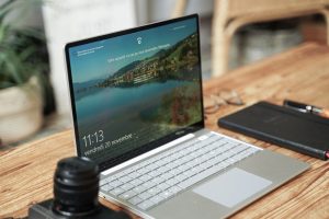 Surface Laptop GO